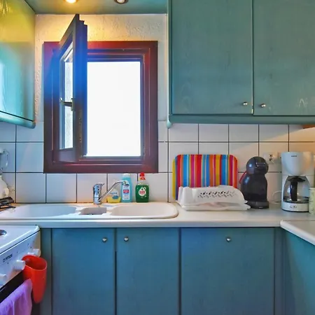 Family House With A Swimming Pool 5 Minutes From Ioulida *