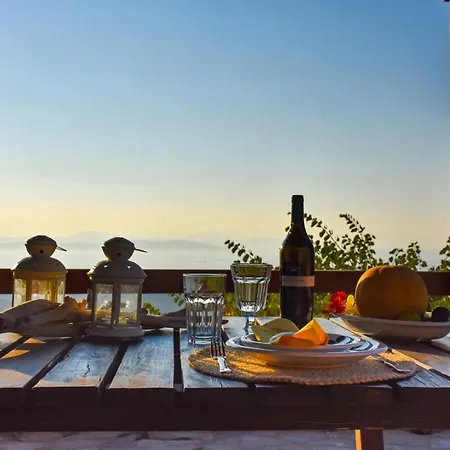 Family House With A Swimming Pool 5 Minutes From Ioulida * Ioulis