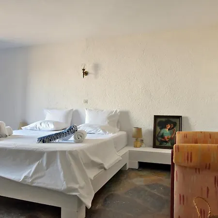 Family House With A Swimming Pool 5 Minutes From Ioulida Holiday home