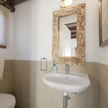 Family House With A Swimming Pool 5 Minutes From Ioulida * Ioulis