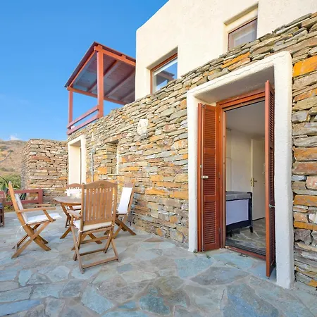 Family House With A Swimming Pool 5 Minutes From Ioulida 펜션 *