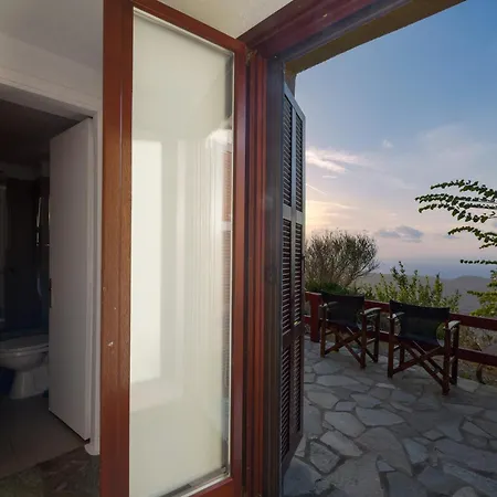펜션 Family House With A Swimming Pool 5 Minutes From Ioulida *