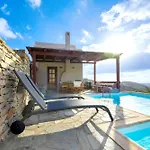 Family House With A Swimming Pool 5 Minutes From Ioulida Сasa de vacaciones *