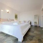 Family House With A Swimming Pool 5 Minutes From Ioulida Сasa de vacaciones Ioulis