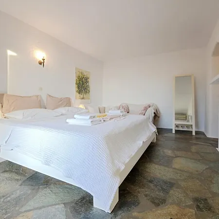 Family House With A Swimming Pool 5 Minutes From Ioulida Hébergement de vacances Ioulis